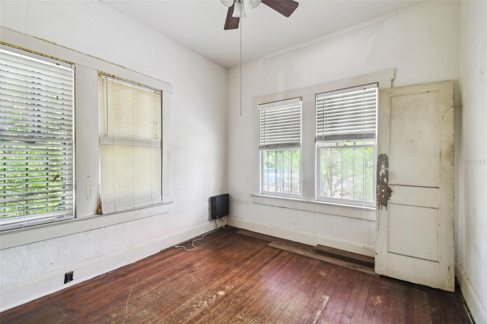 702 W VIRGINIA AVE, TAMPA, FL, 33603