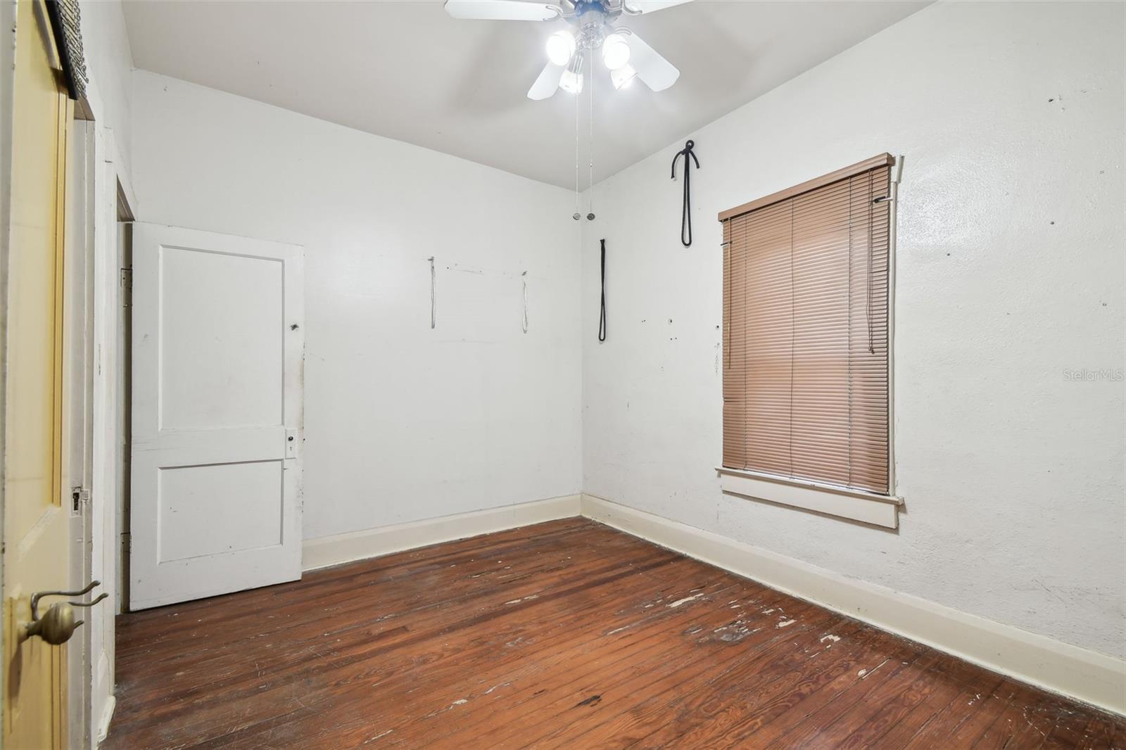 702 W VIRGINIA AVE, TAMPA, FL, 33603