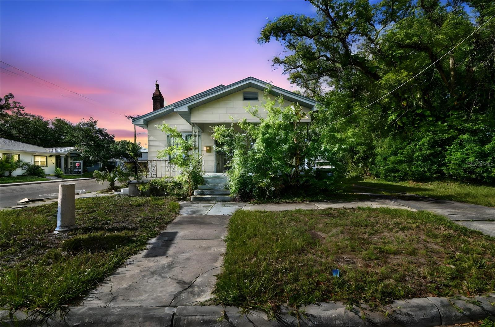 702 W VIRGINIA AVE, TAMPA, FL, 33603