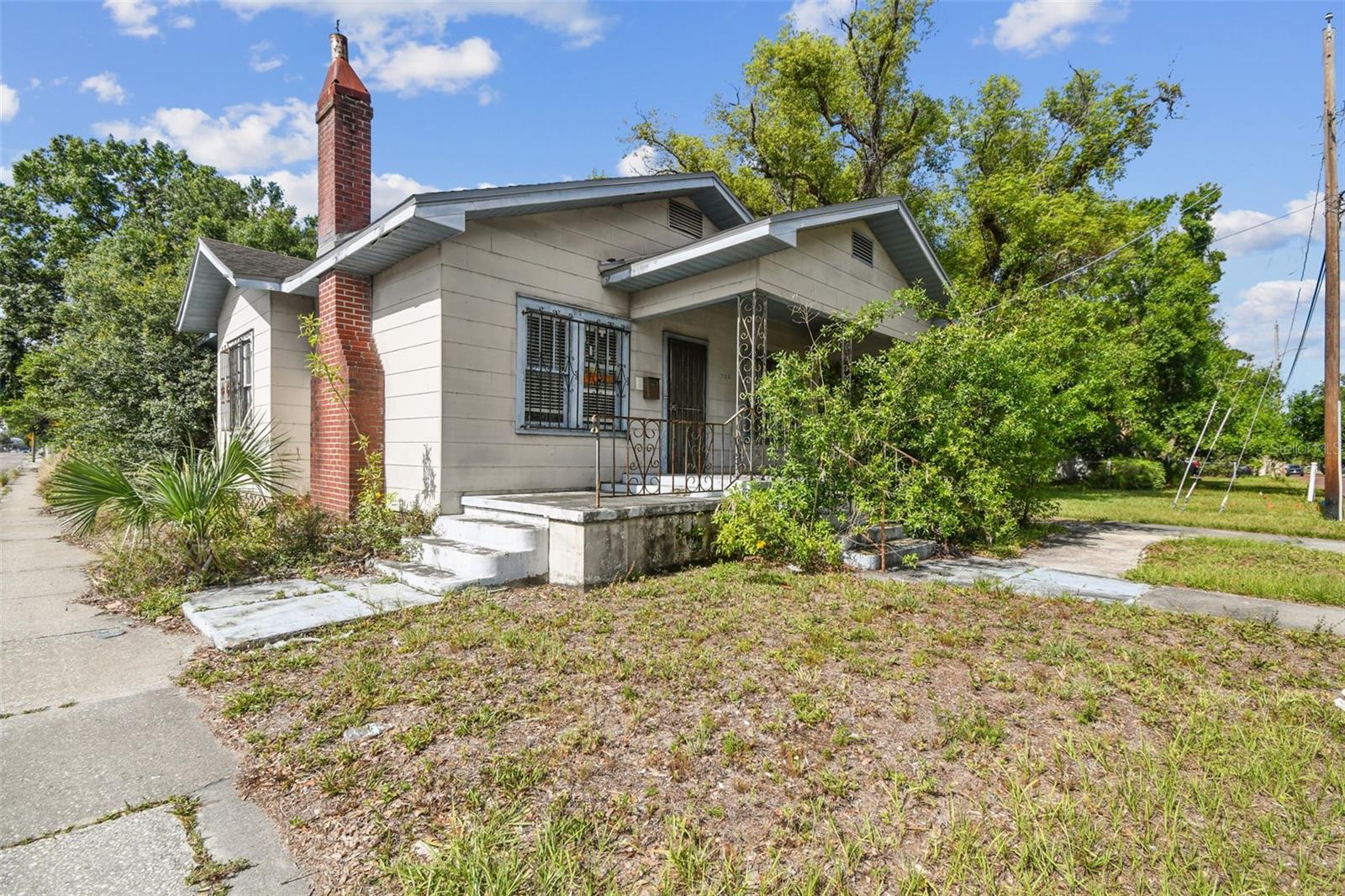 702 W VIRGINIA AVE, TAMPA, FL, 33603