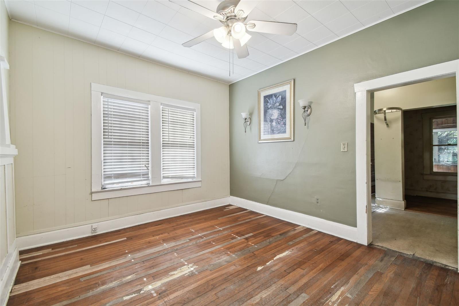 702 W VIRGINIA AVE, TAMPA, FL, 33603