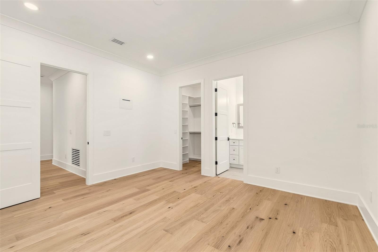 3605 W KENSINGTON AVE, TAMPA, FL, 33629