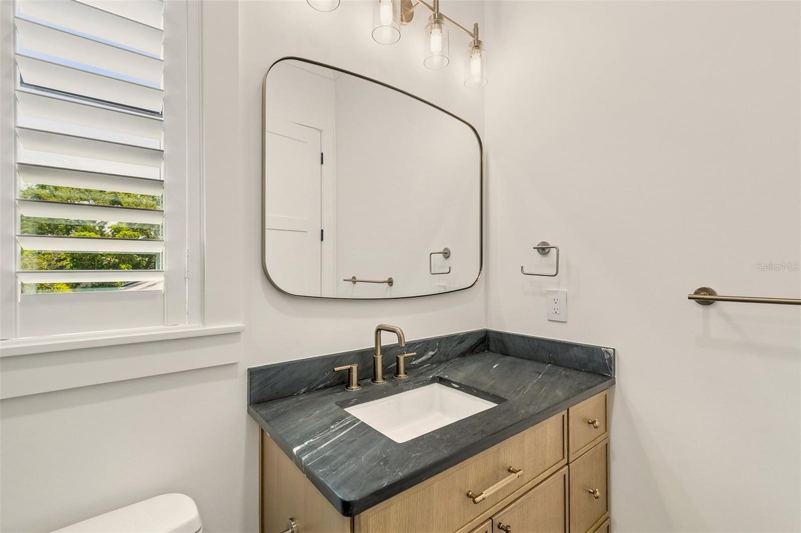 3605 W KENSINGTON AVE, TAMPA, FL, 33629