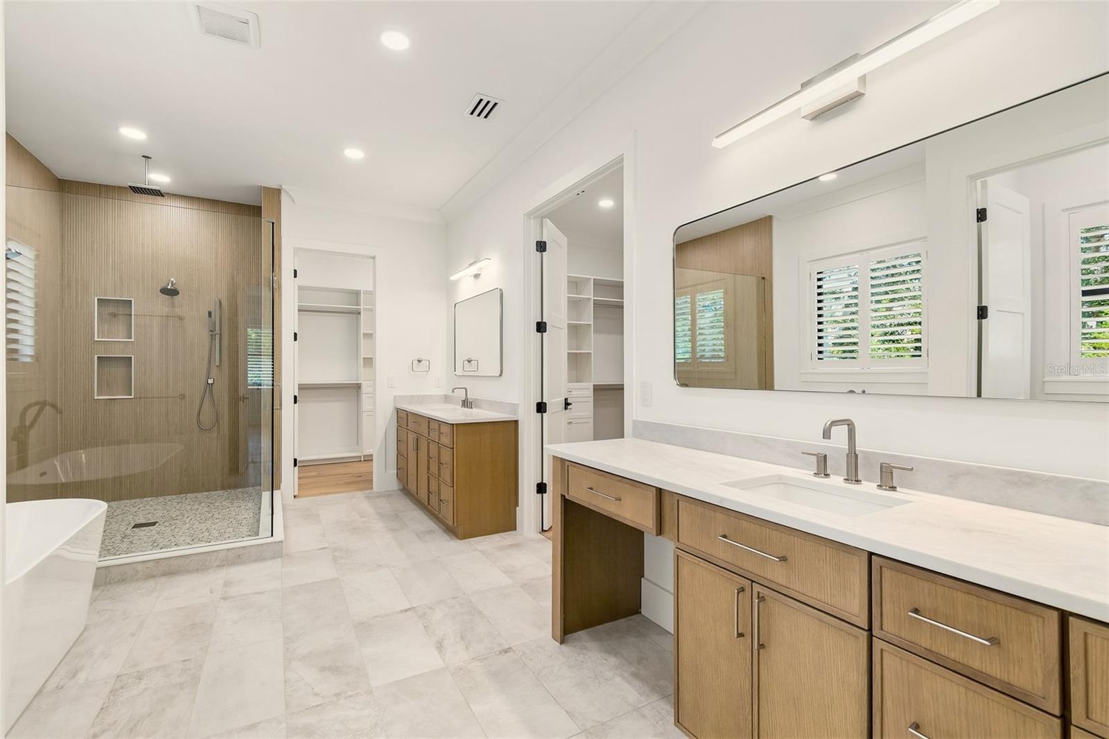 3605 W KENSINGTON AVE, TAMPA, FL, 33629