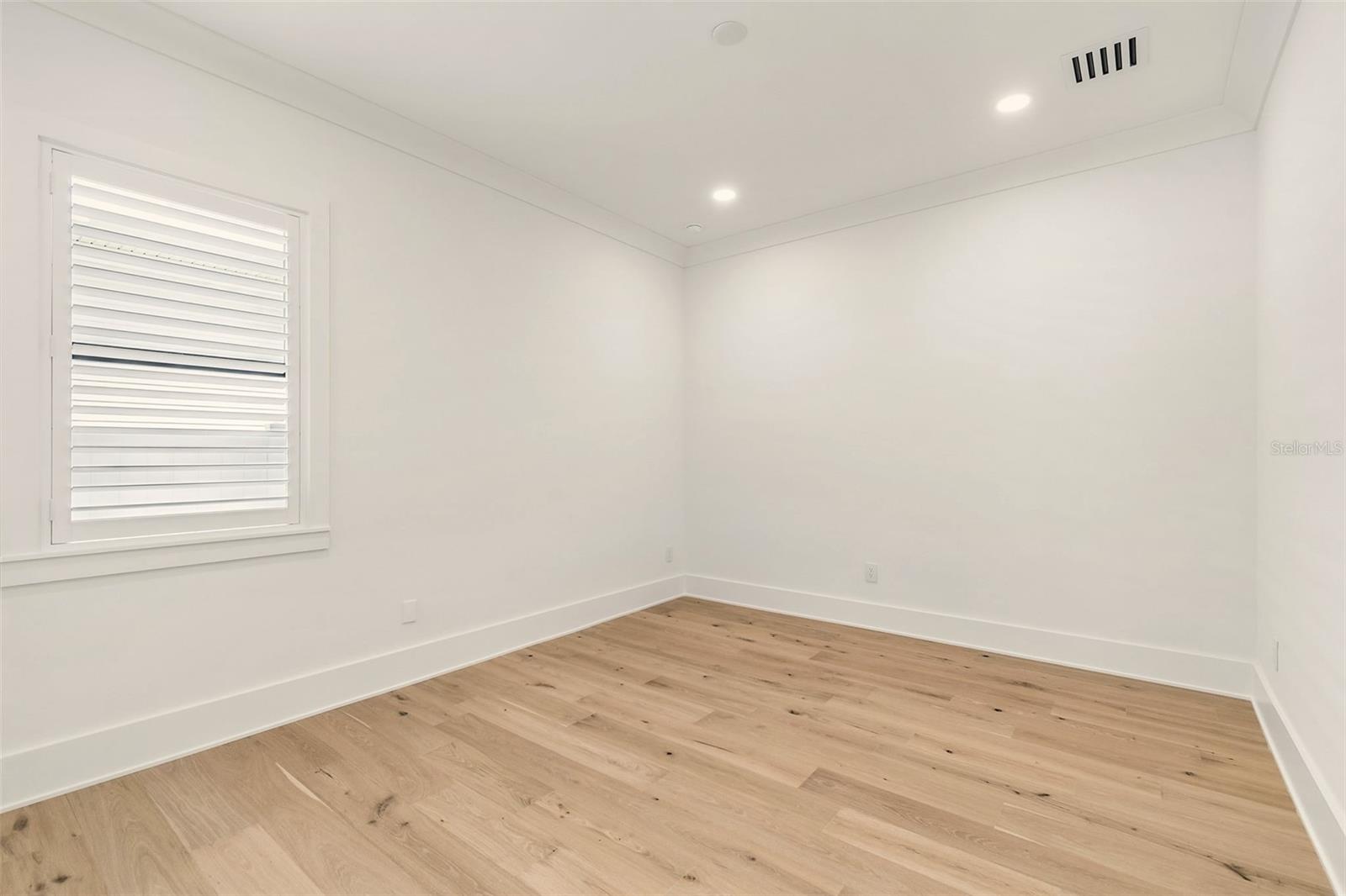 3605 W KENSINGTON AVE, TAMPA, FL, 33629