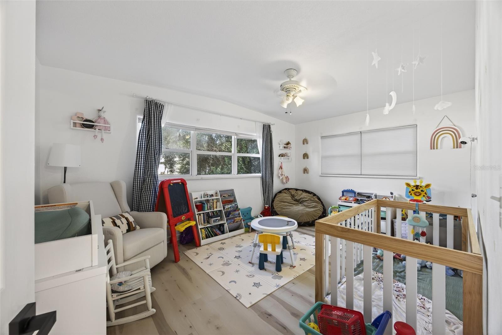 1330 S BUMBY AVE, ORLANDO, FL, 32806