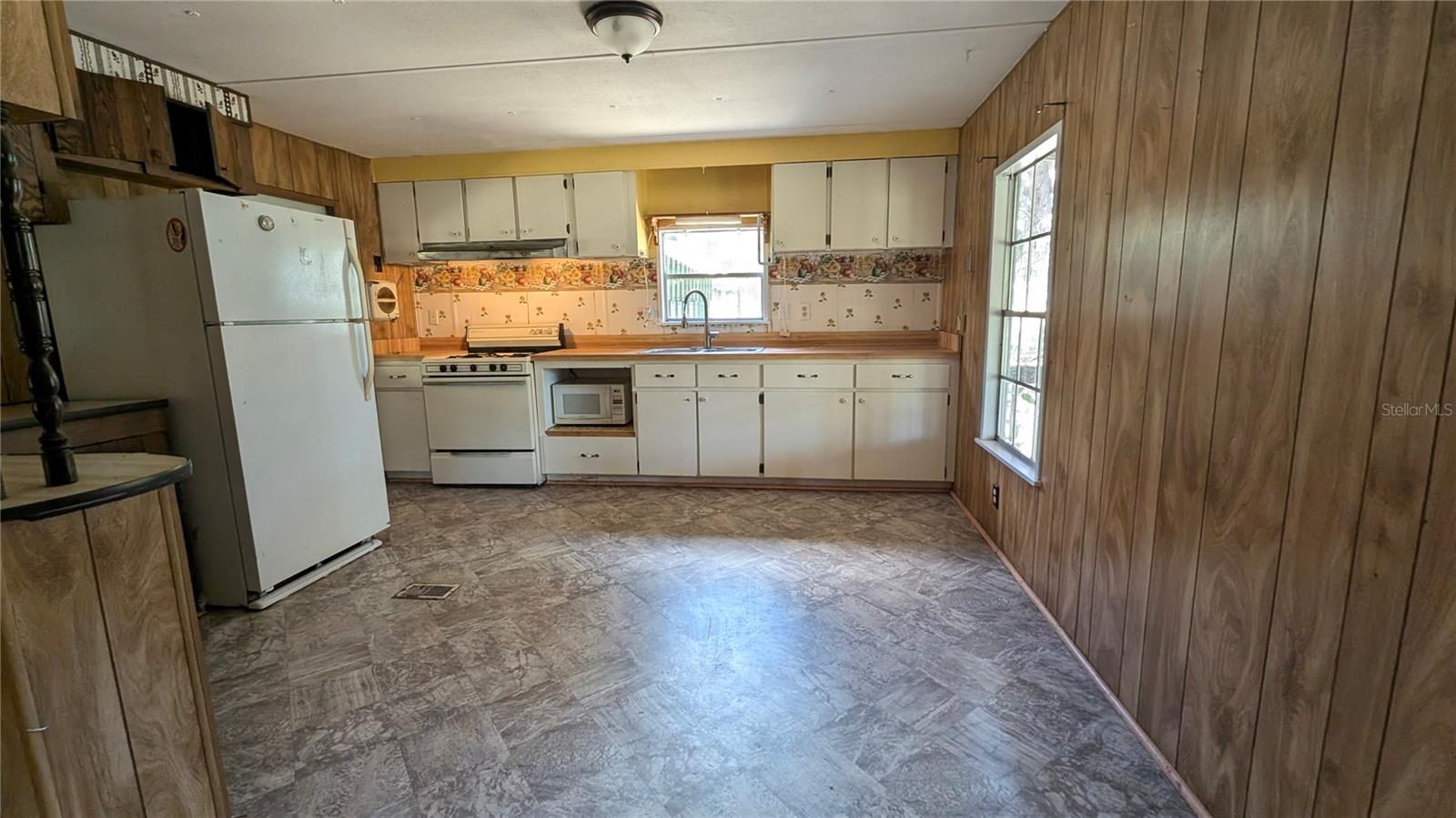 11291 SE 202ND LN, INGLIS, FL, 34449
