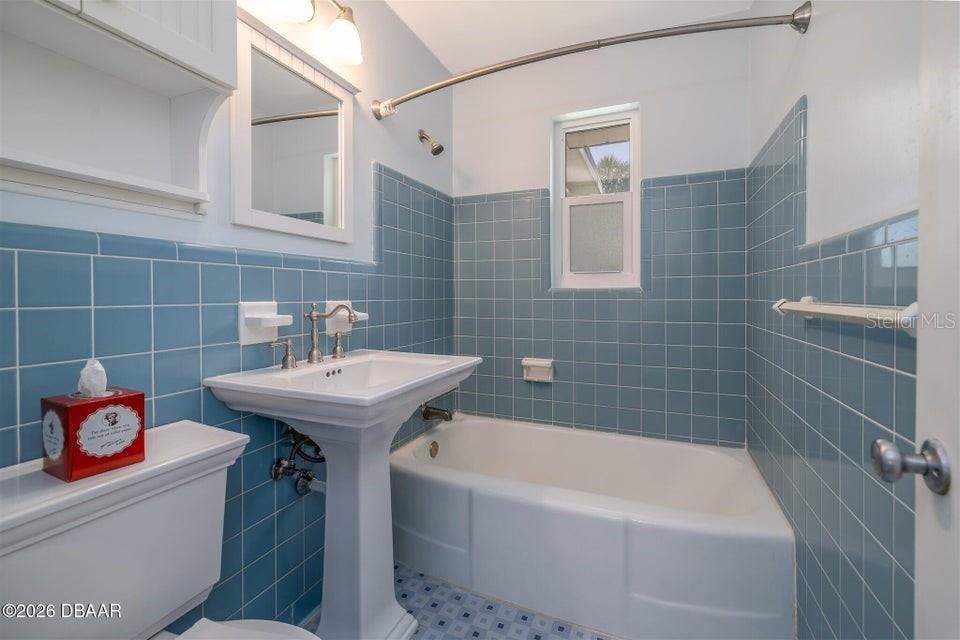 2825 GLADYS TER, DAYTONA BEACH, FL, 32118