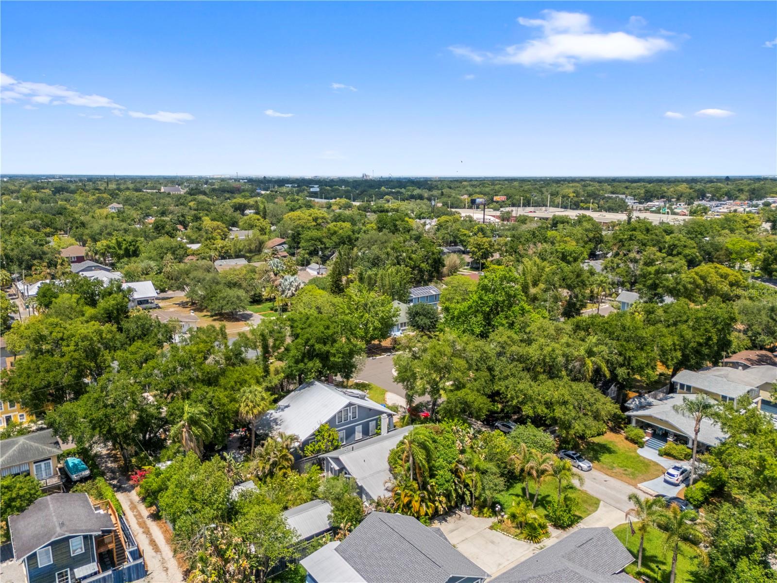 5118 N BRANCH AVE, TAMPA, FL, 33603