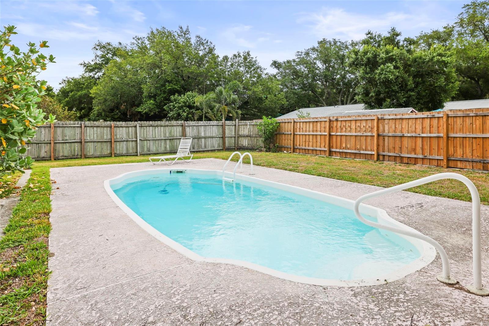 1613 GREENWOOD DR, DUNEDIN, FL, 34698