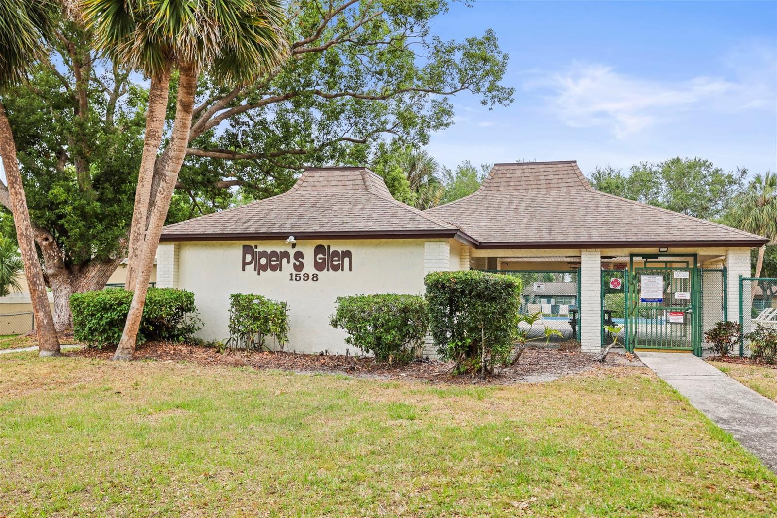 1613 GREENWOOD DR, DUNEDIN, FL, 34698