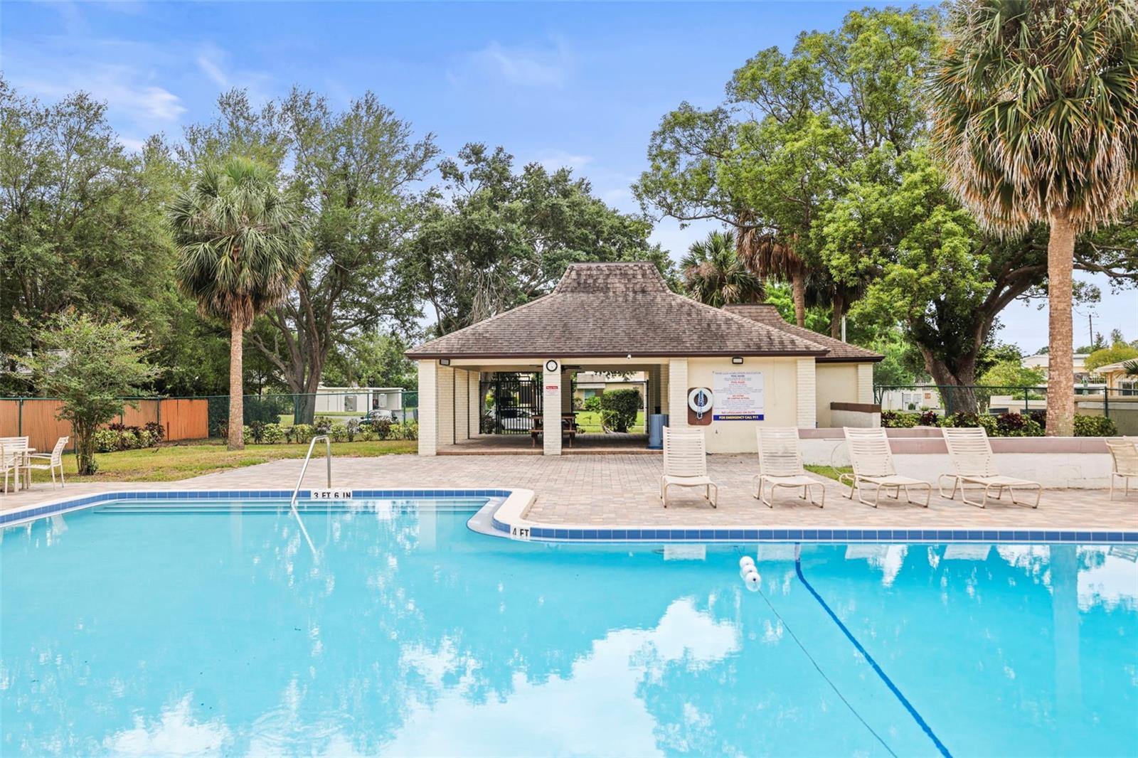 1613 GREENWOOD DR, DUNEDIN, FL, 34698