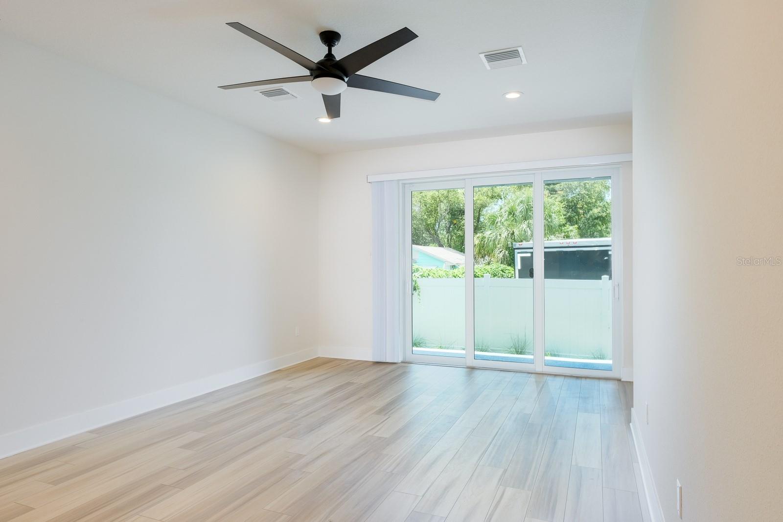 408 FINN WAY, DUNEDIN, FL, 34698