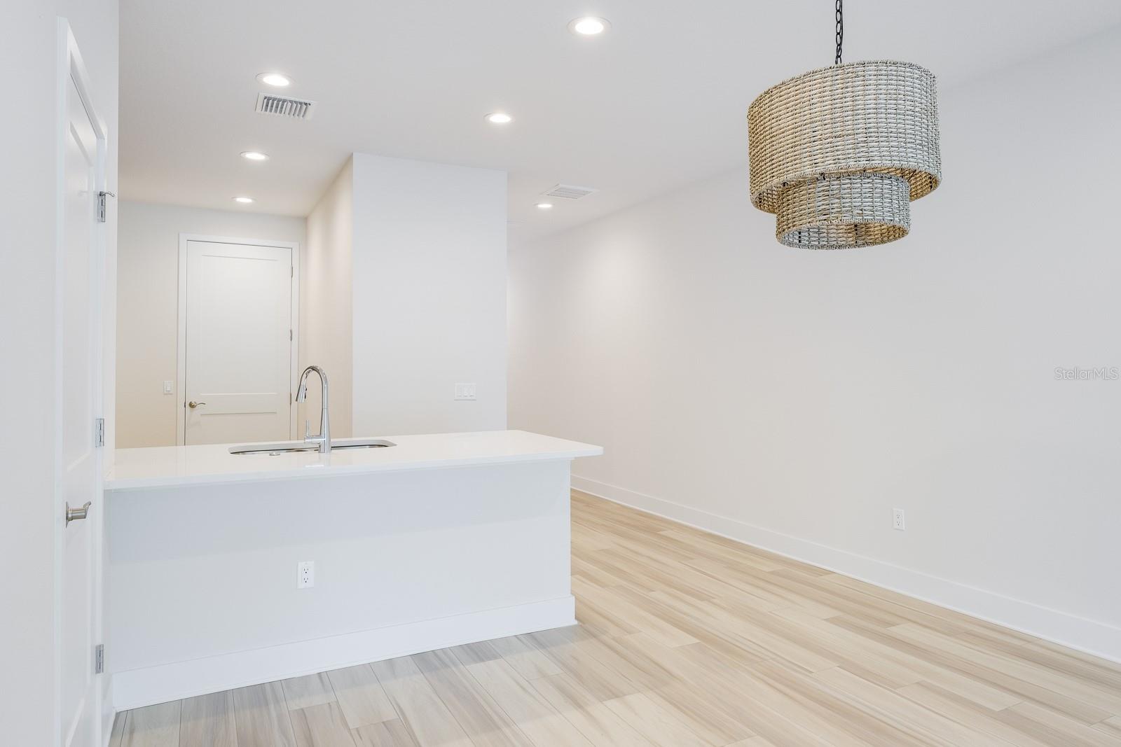 408 FINN WAY, DUNEDIN, FL, 34698