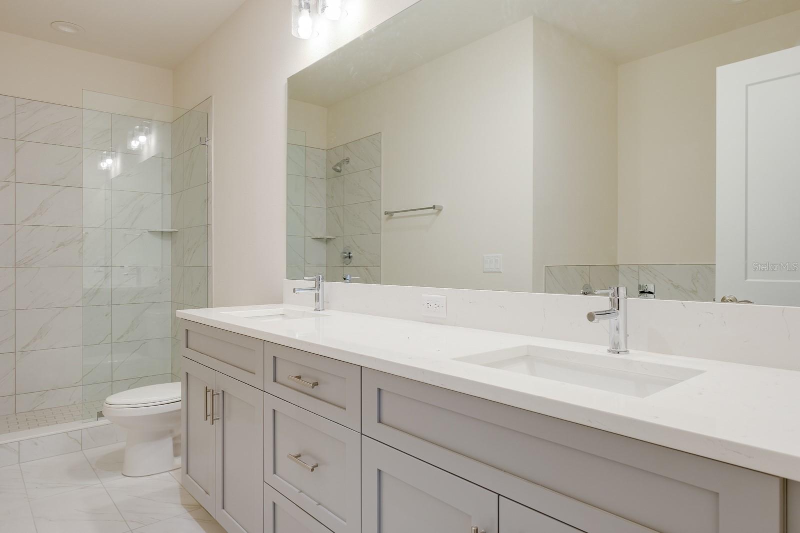 408 FINN WAY, DUNEDIN, FL, 34698