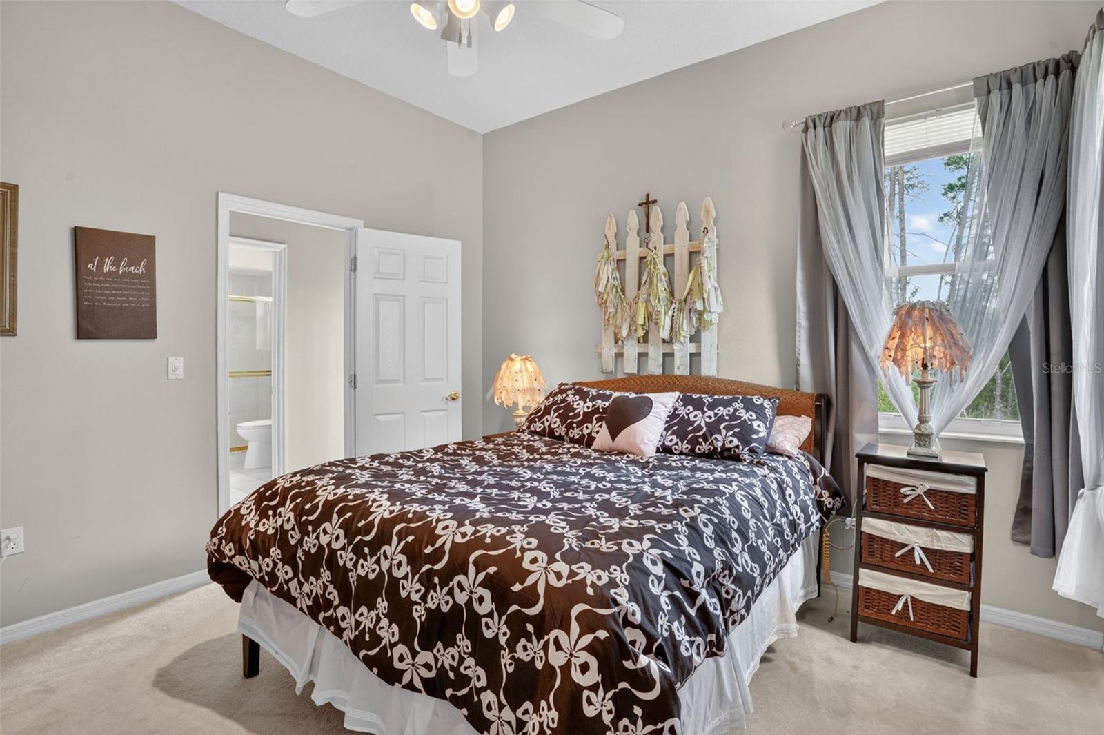 9363 TOOKE SHORE DR, WEEKI WACHEE, FL, 34613