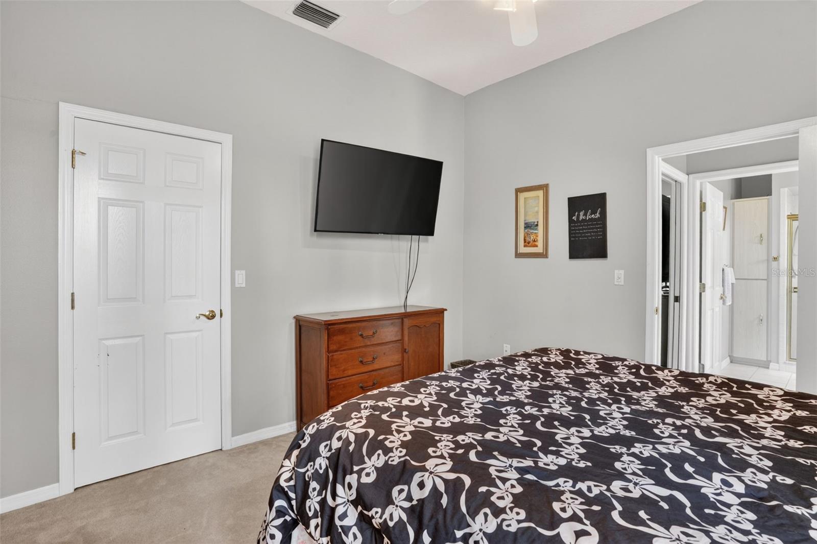 9363 TOOKE SHORE DR, WEEKI WACHEE, FL, 34613