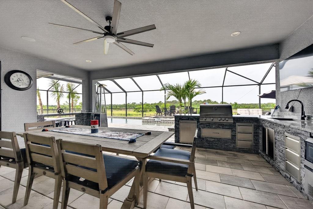 5220 LAKE VENICE DR, WIMAUMA, FL, 33598