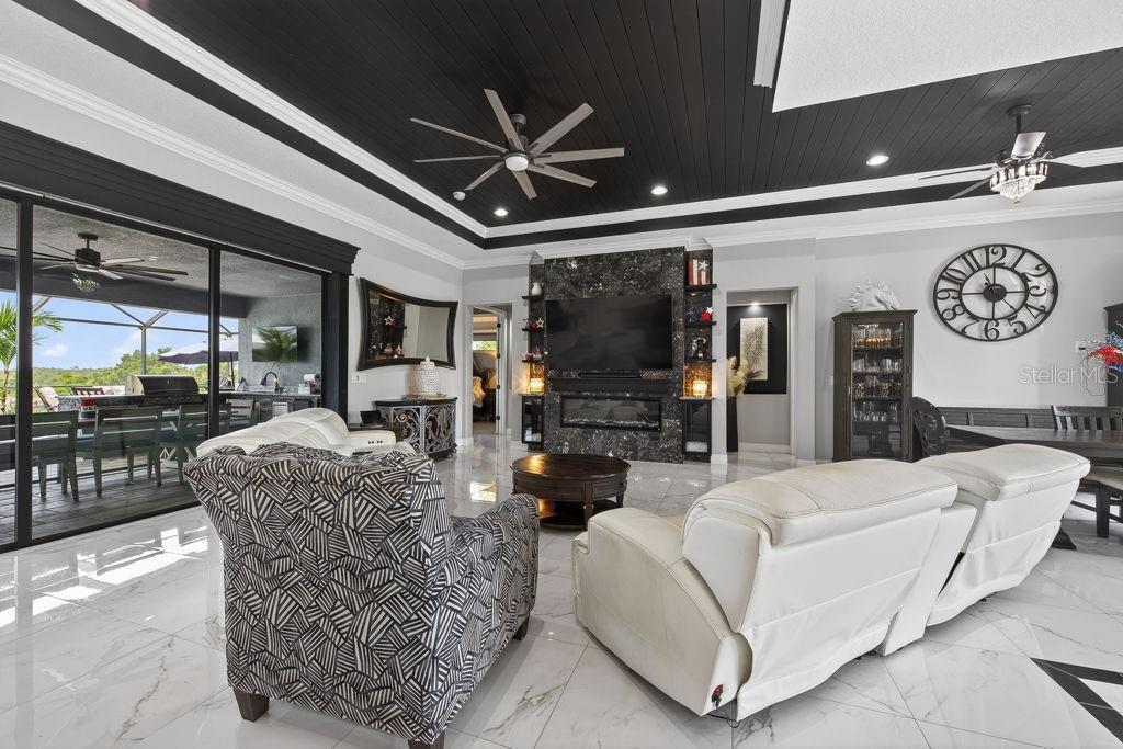 5220 LAKE VENICE DR, WIMAUMA, FL, 33598
