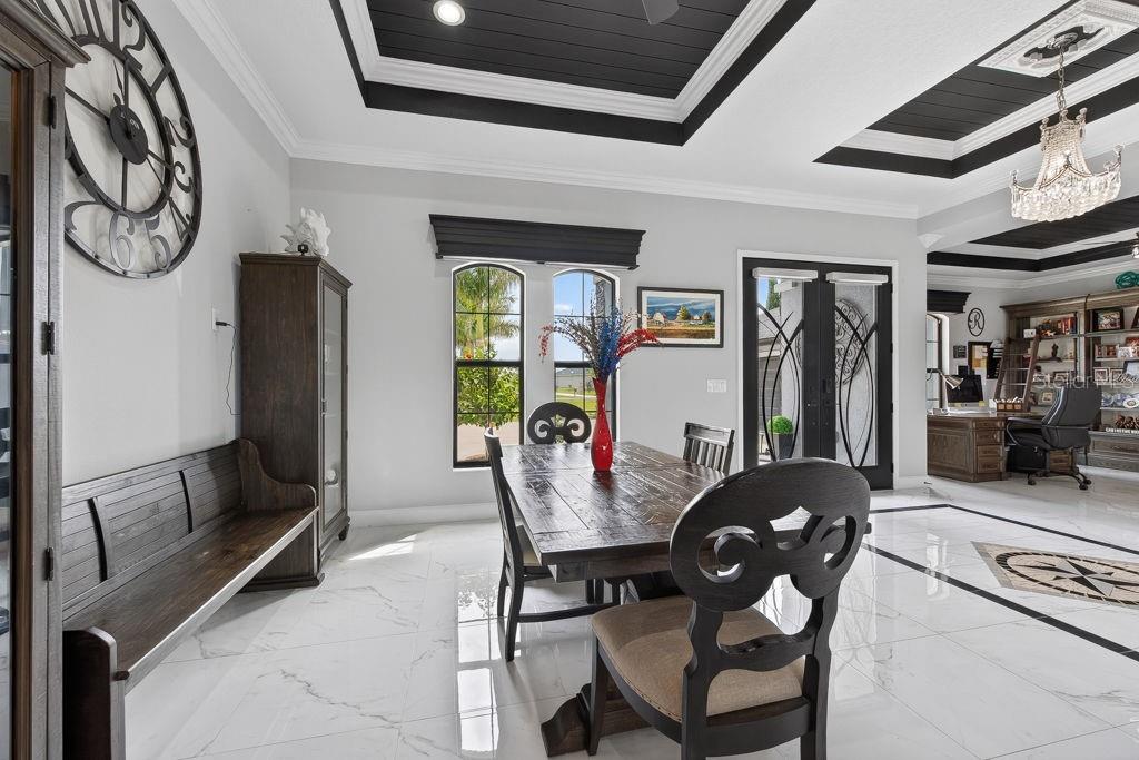 5220 LAKE VENICE DR, WIMAUMA, FL, 33598