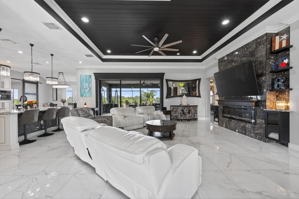 5220 LAKE VENICE DR, WIMAUMA, FL, 33598