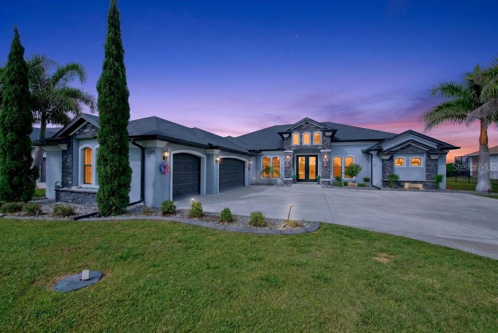 5220 LAKE VENICE DR, WIMAUMA, FL, 33598