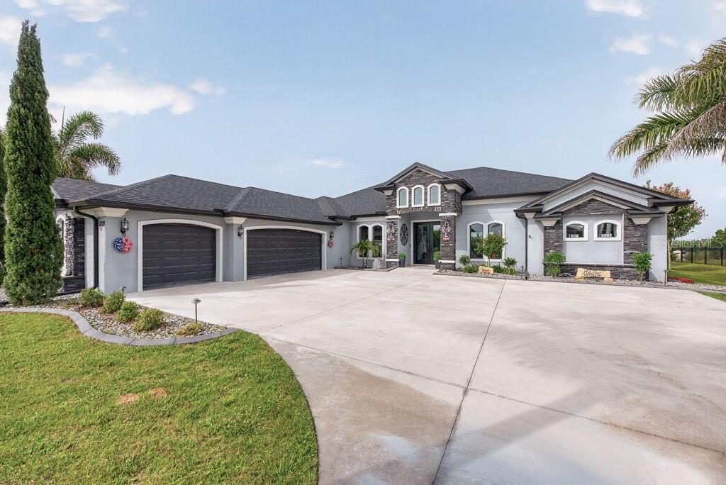 5220 LAKE VENICE DR, WIMAUMA, FL, 33598