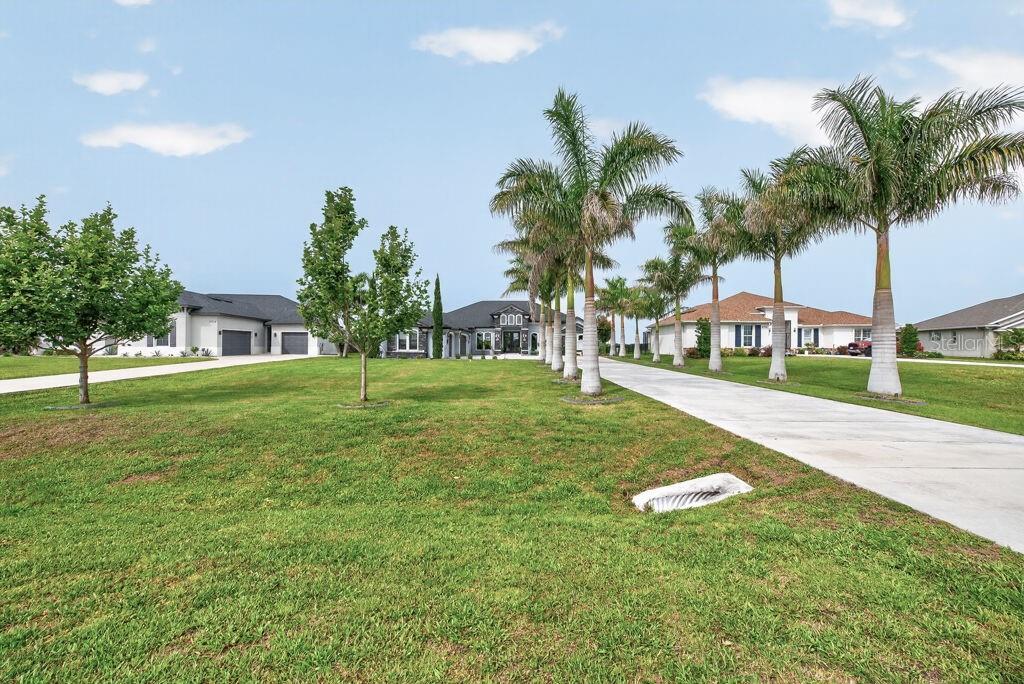 5220 LAKE VENICE DR, WIMAUMA, FL, 33598