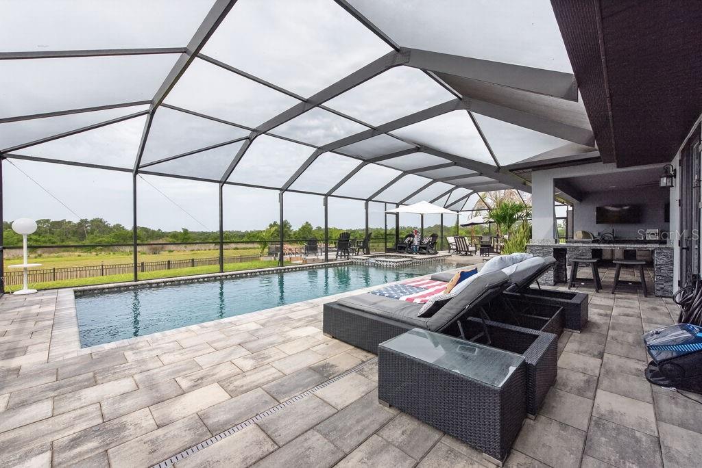 5220 LAKE VENICE DR, WIMAUMA, FL, 33598