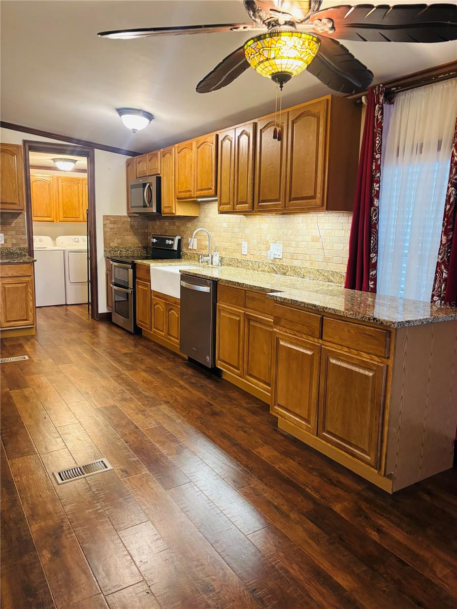 34445 COUNTRYSIDE DR, WESLEY CHAPEL, FL, 33543