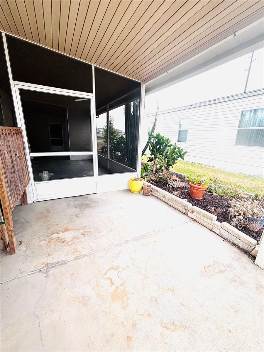 34445 COUNTRYSIDE DR, WESLEY CHAPEL, FL, 33543