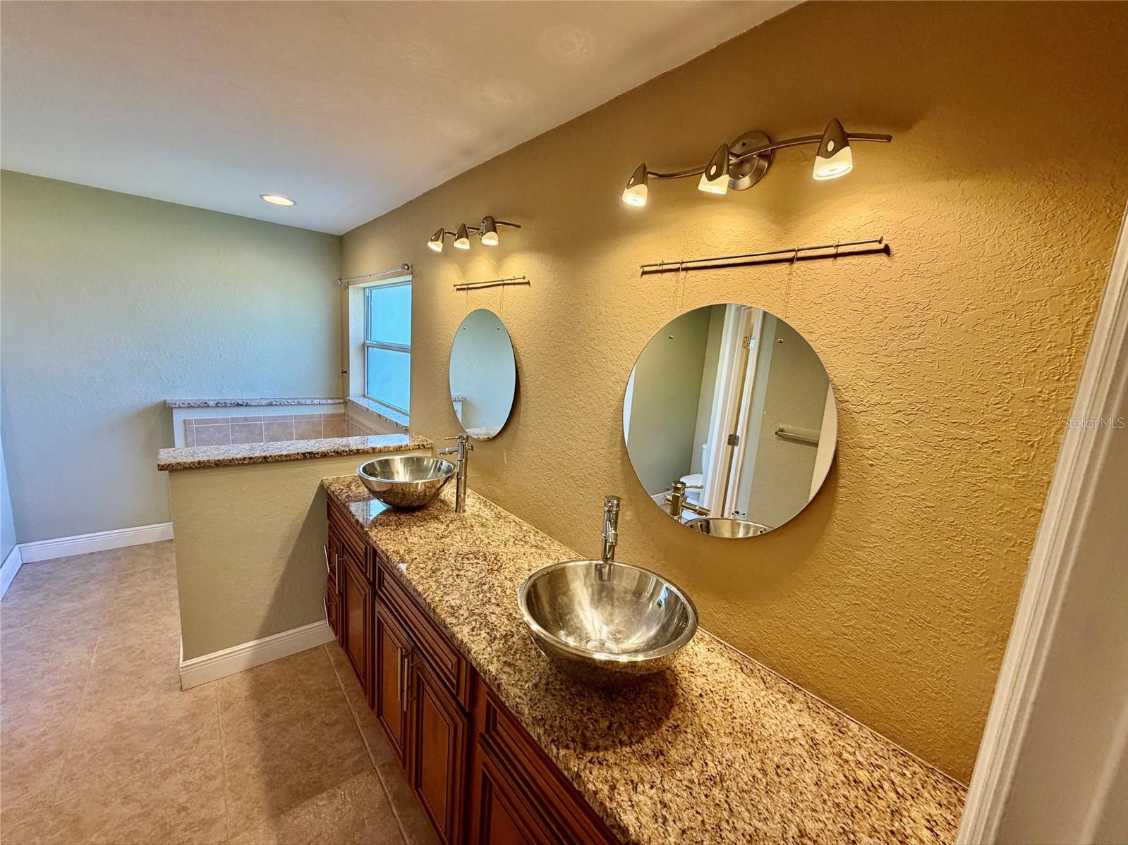 1542 SADDLEHORN DR, LAKELAND, FL, 33810