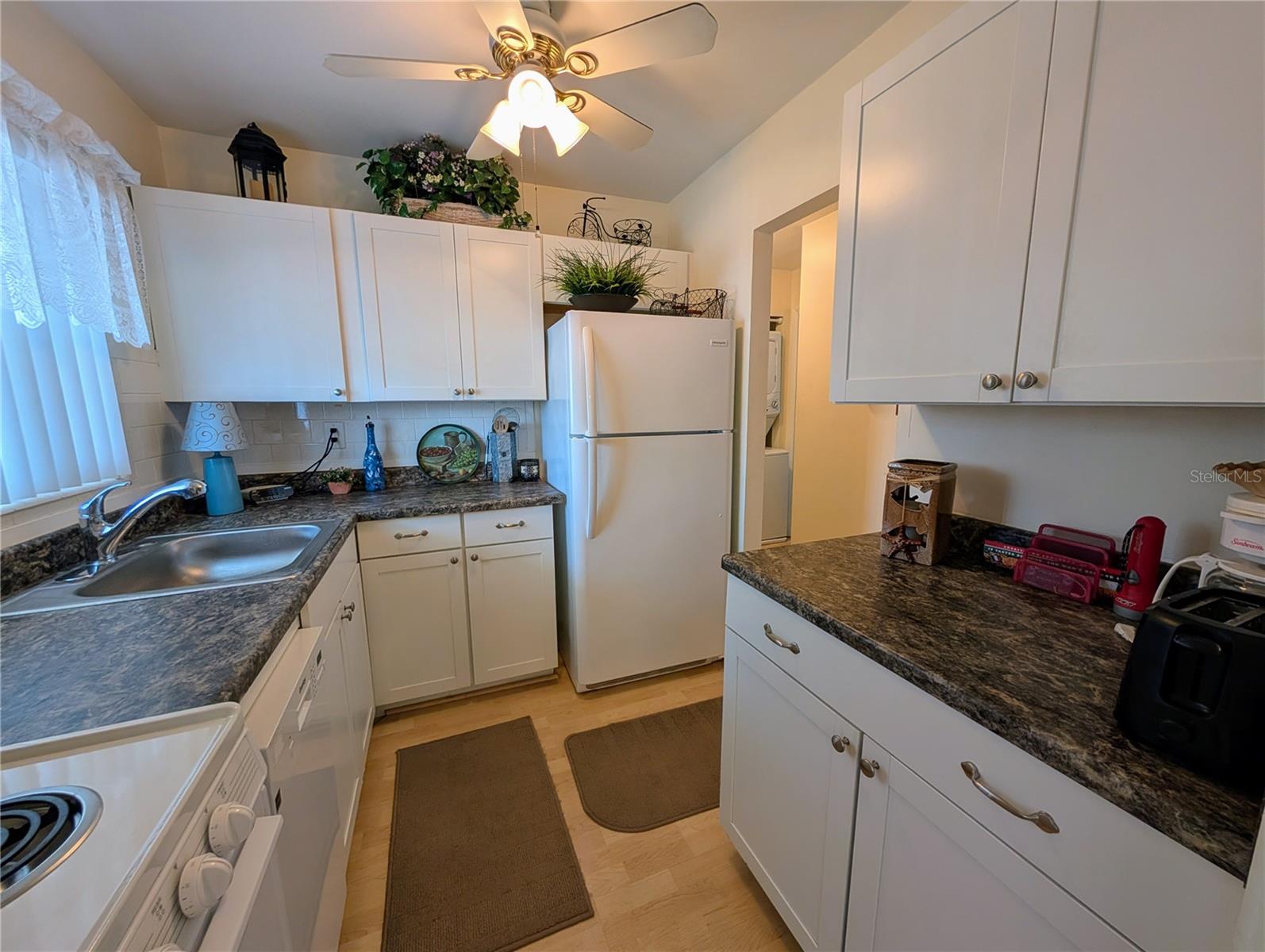 1830 RESTFUL DR #M-33, BRADENTON, FL, 34207