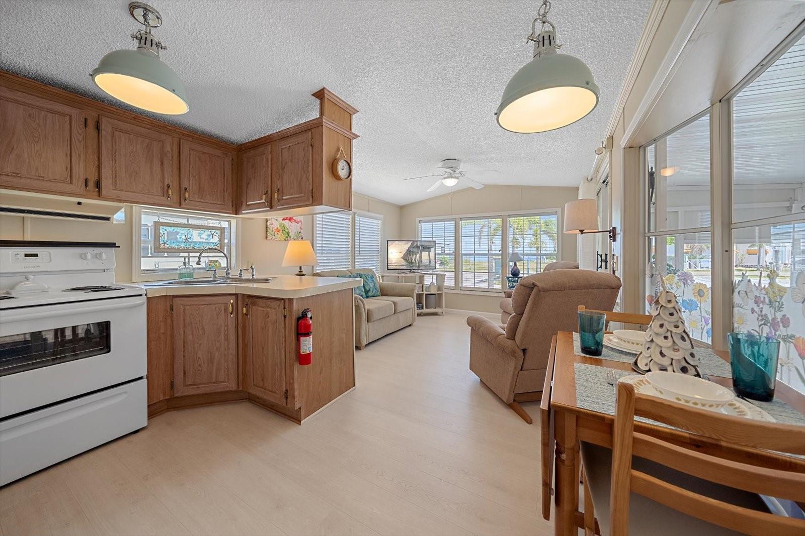 58 MONTEGO DR, PALMETTO, FL, 34221