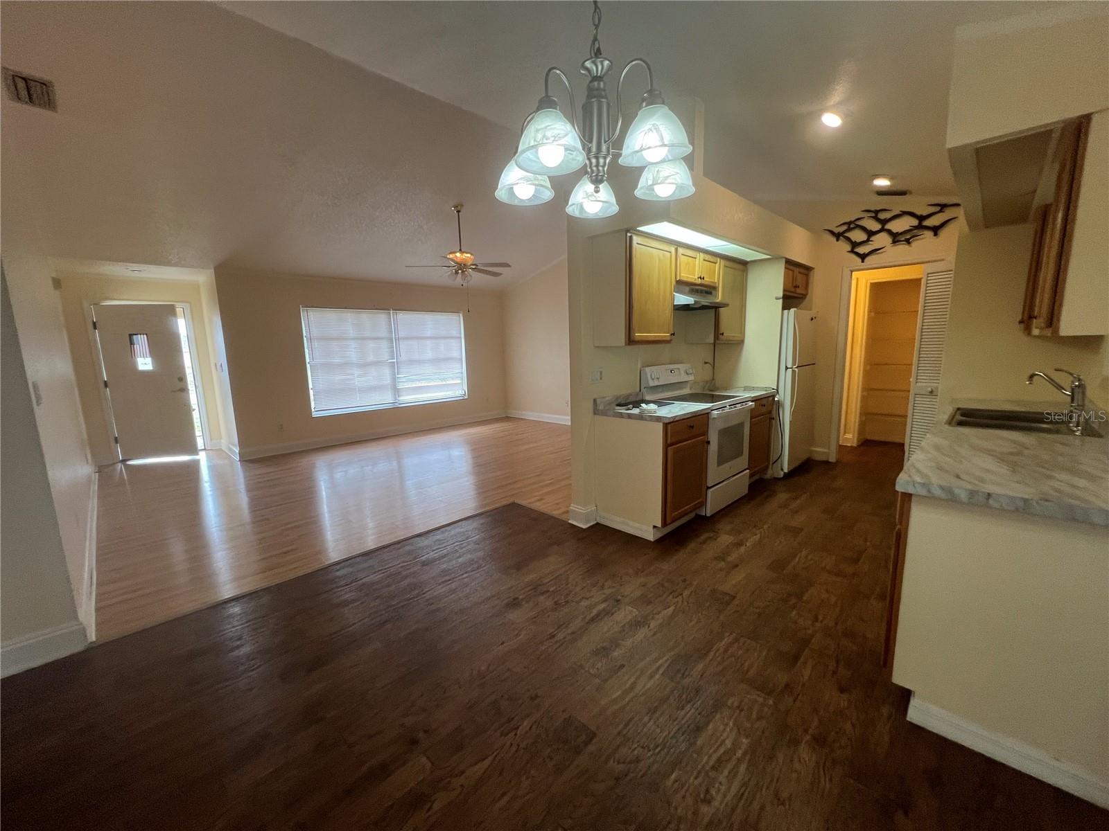 1450 S BISCAYNE DR, NORTH PORT, FL, 34287