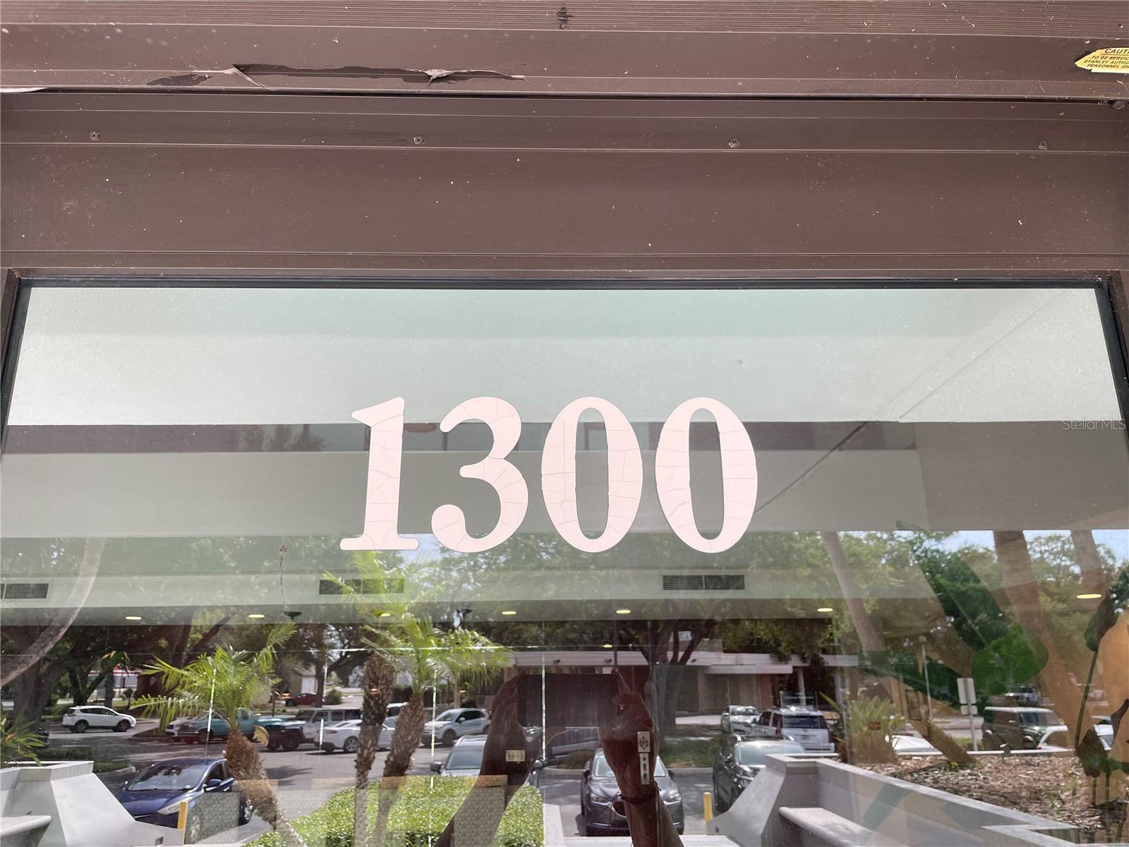 1300 CITIZENS BLVD, LEESBURG, FL, 34748