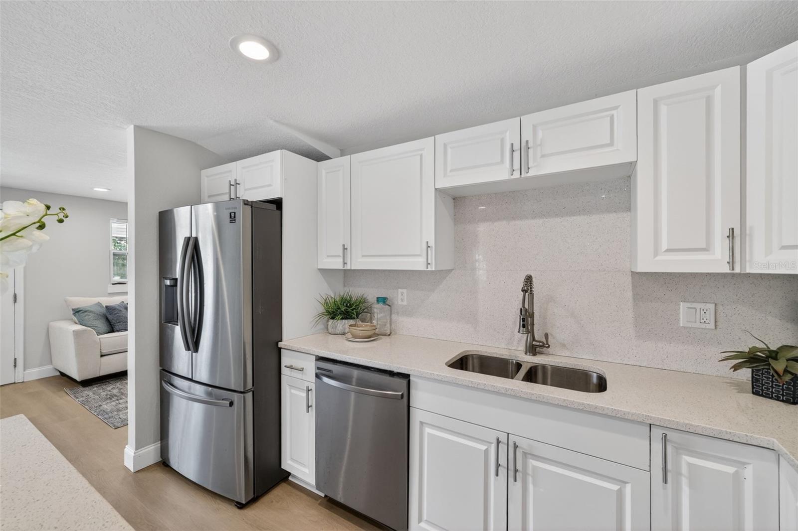 8149 PORTULACA AVE, SEMINOLE, FL, 33777