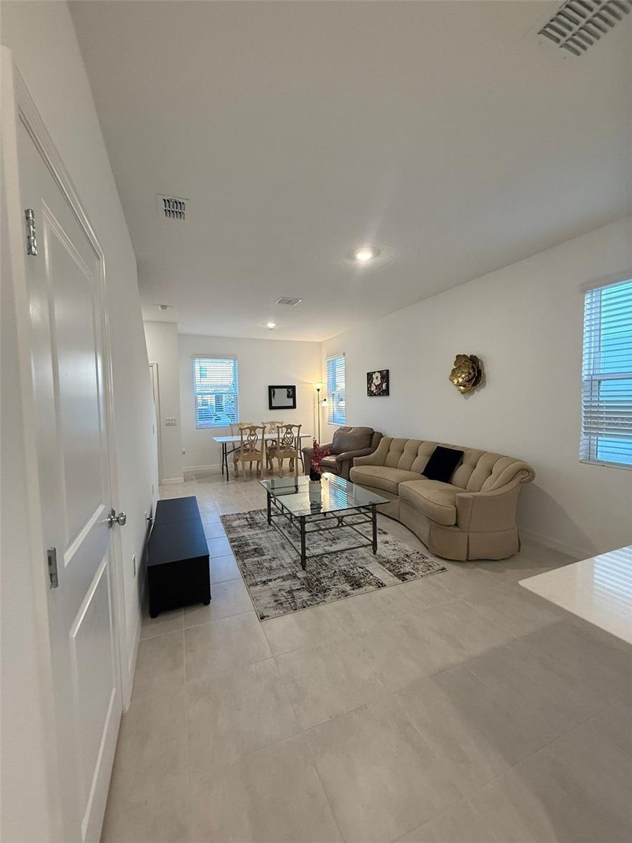 3021 SKYLINE LOOP, KISSIMMEE, FL, 34758