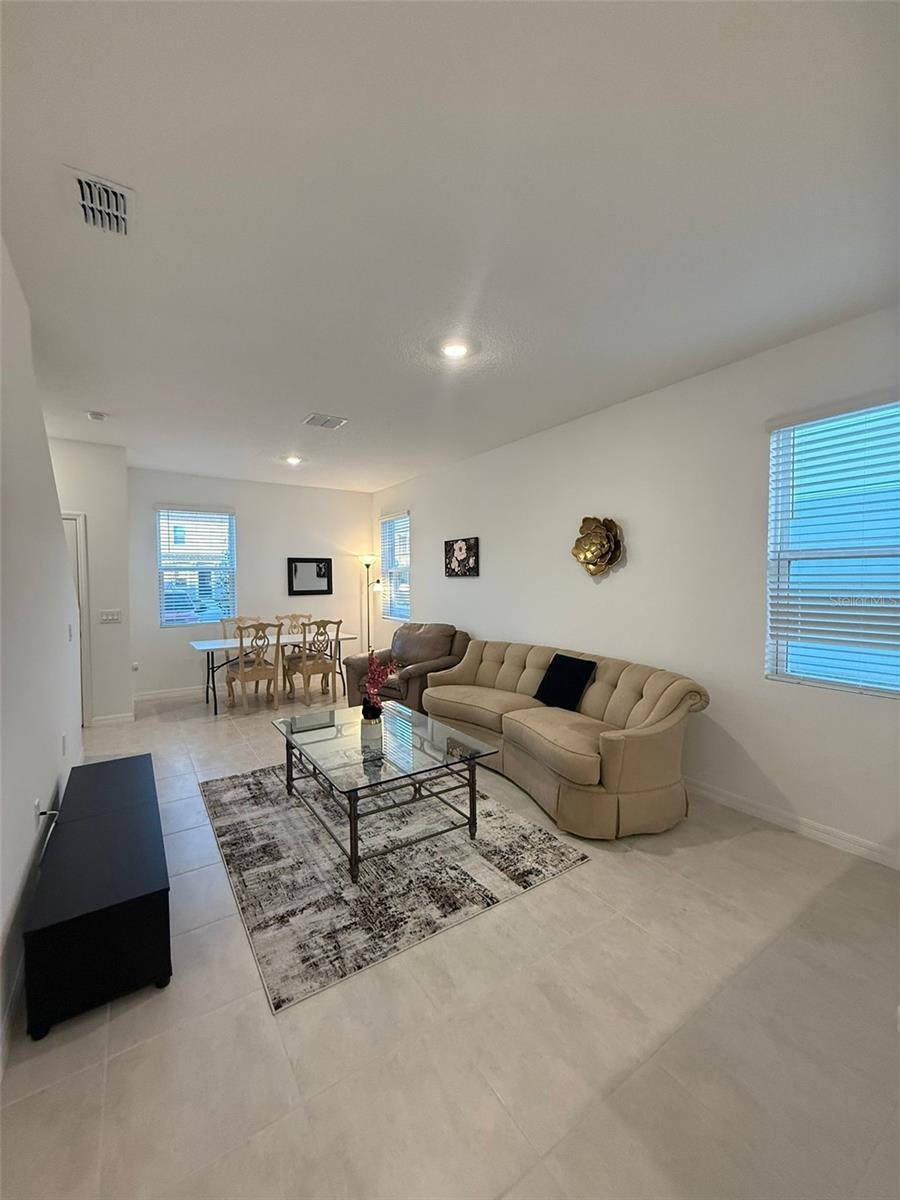 3021 SKYLINE LOOP, KISSIMMEE, FL, 34758