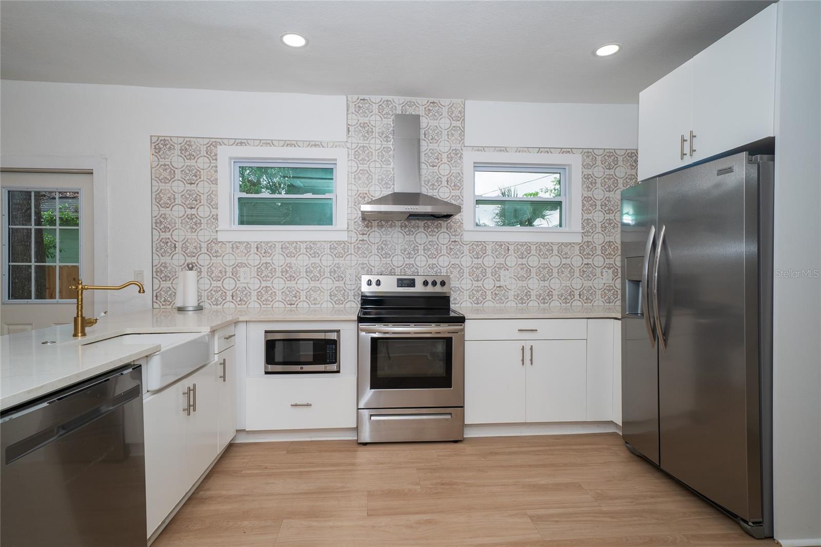 6704 N TALIAFERRO AVE, TAMPA, FL, 33604