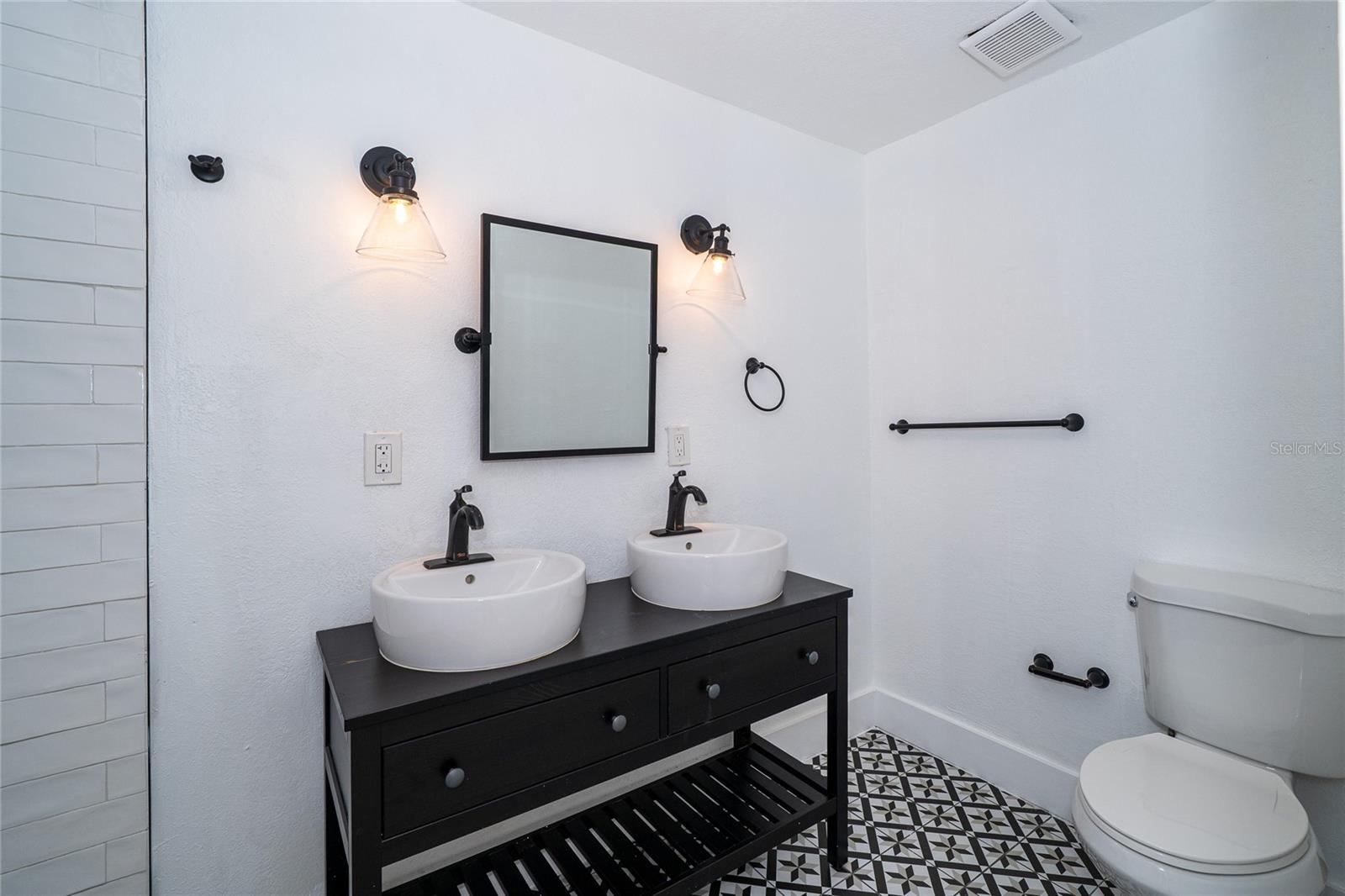 6704 N TALIAFERRO AVE, TAMPA, FL, 33604