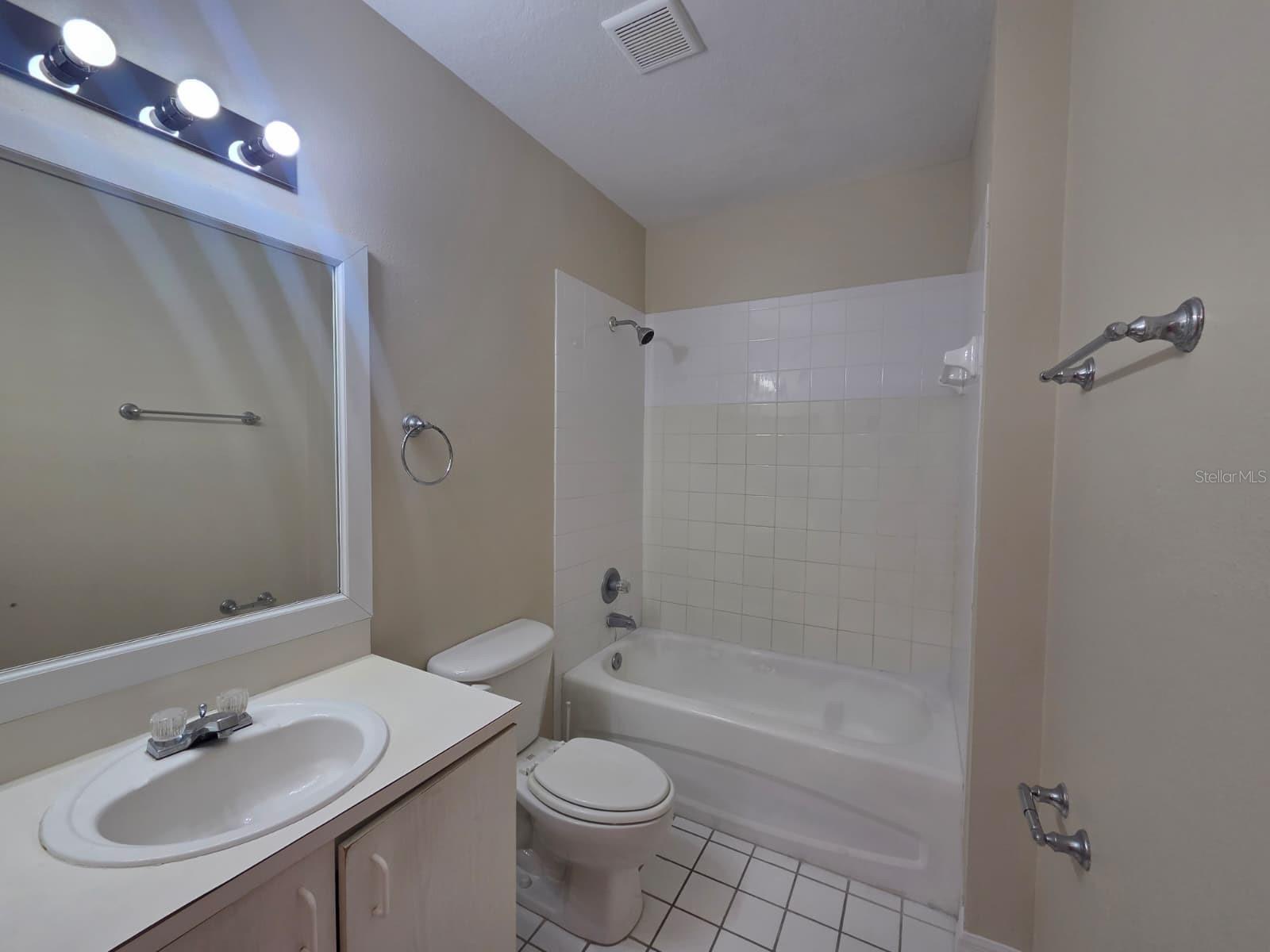 489 LAS CORTES LN #204, ORLANDO, FL, 32824