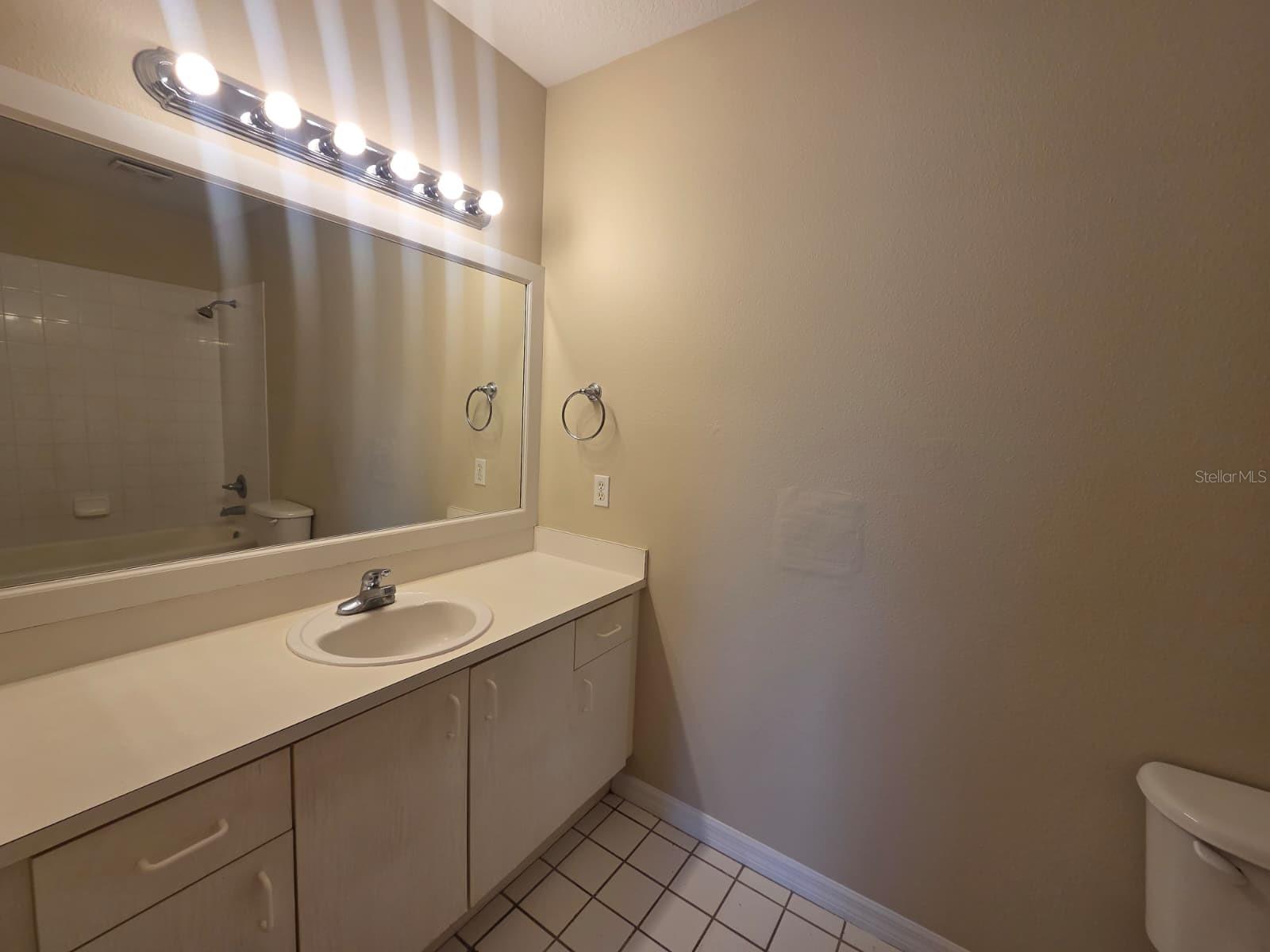489 LAS CORTES LN #204, ORLANDO, FL, 32824