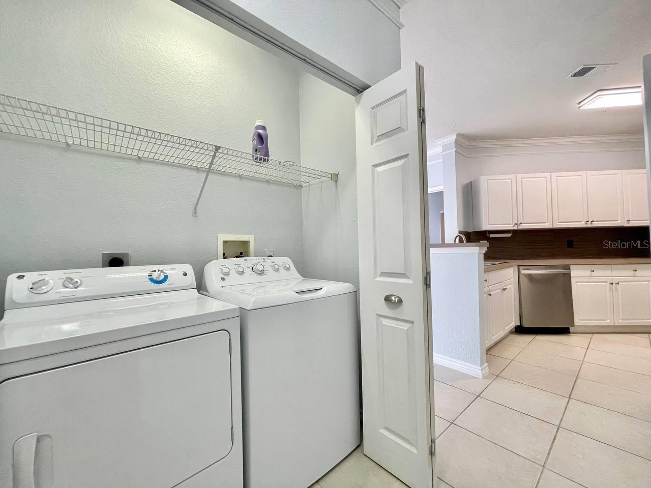 4333 BAYSIDE VILLAGE DR #128, TAMPA, FL, 33615