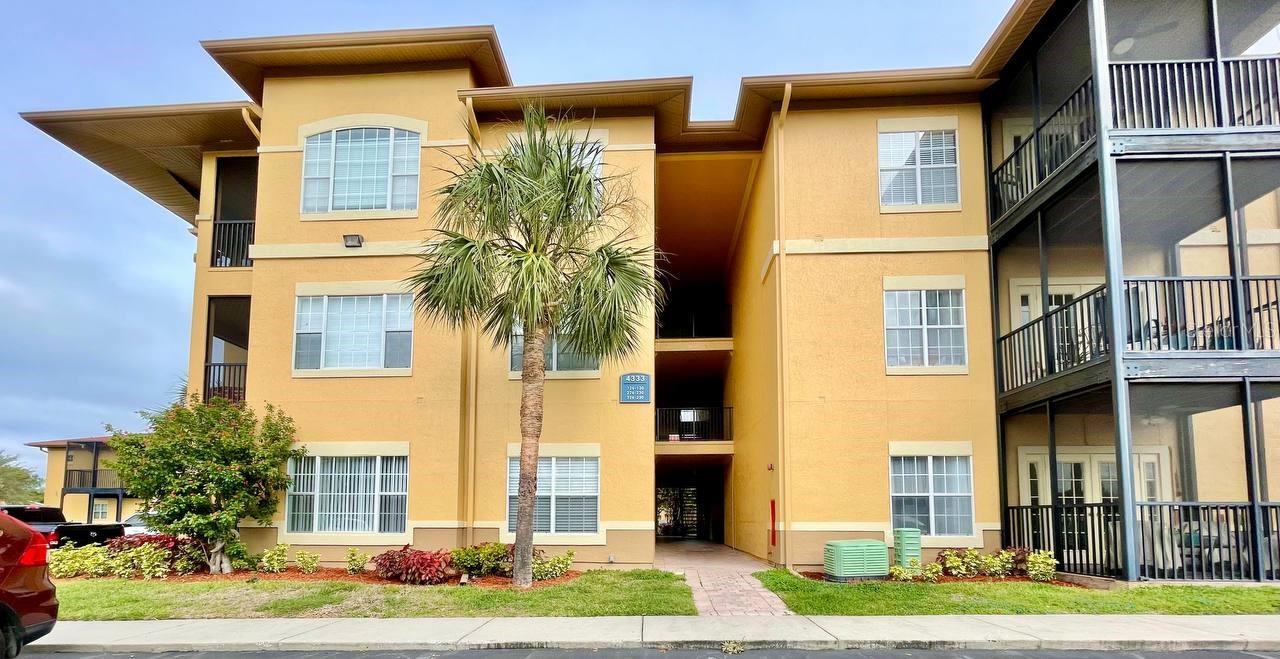 4333 BAYSIDE VILLAGE DR #128, TAMPA, FL, 33615