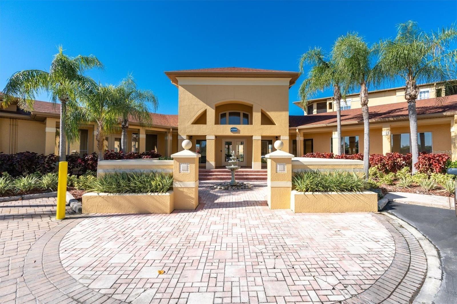 4333 BAYSIDE VILLAGE DR #128, TAMPA, FL, 33615