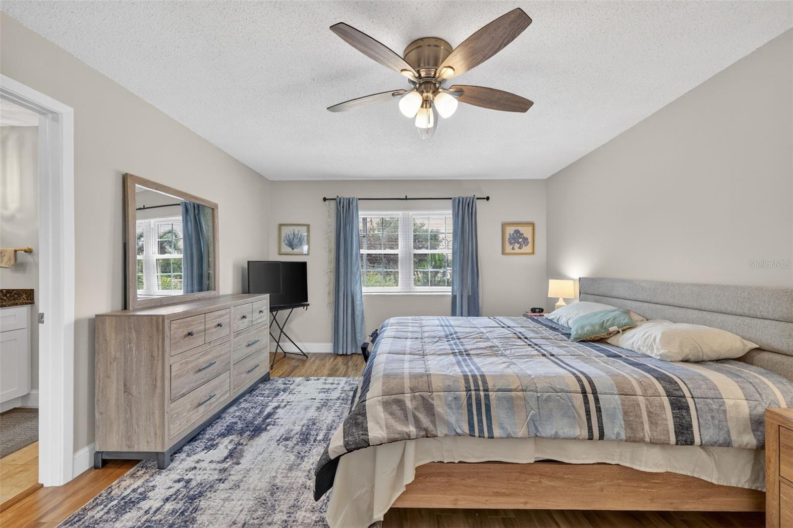 1706 BELLEAIR FOREST DR #220, BELLEAIR, FL, 33756