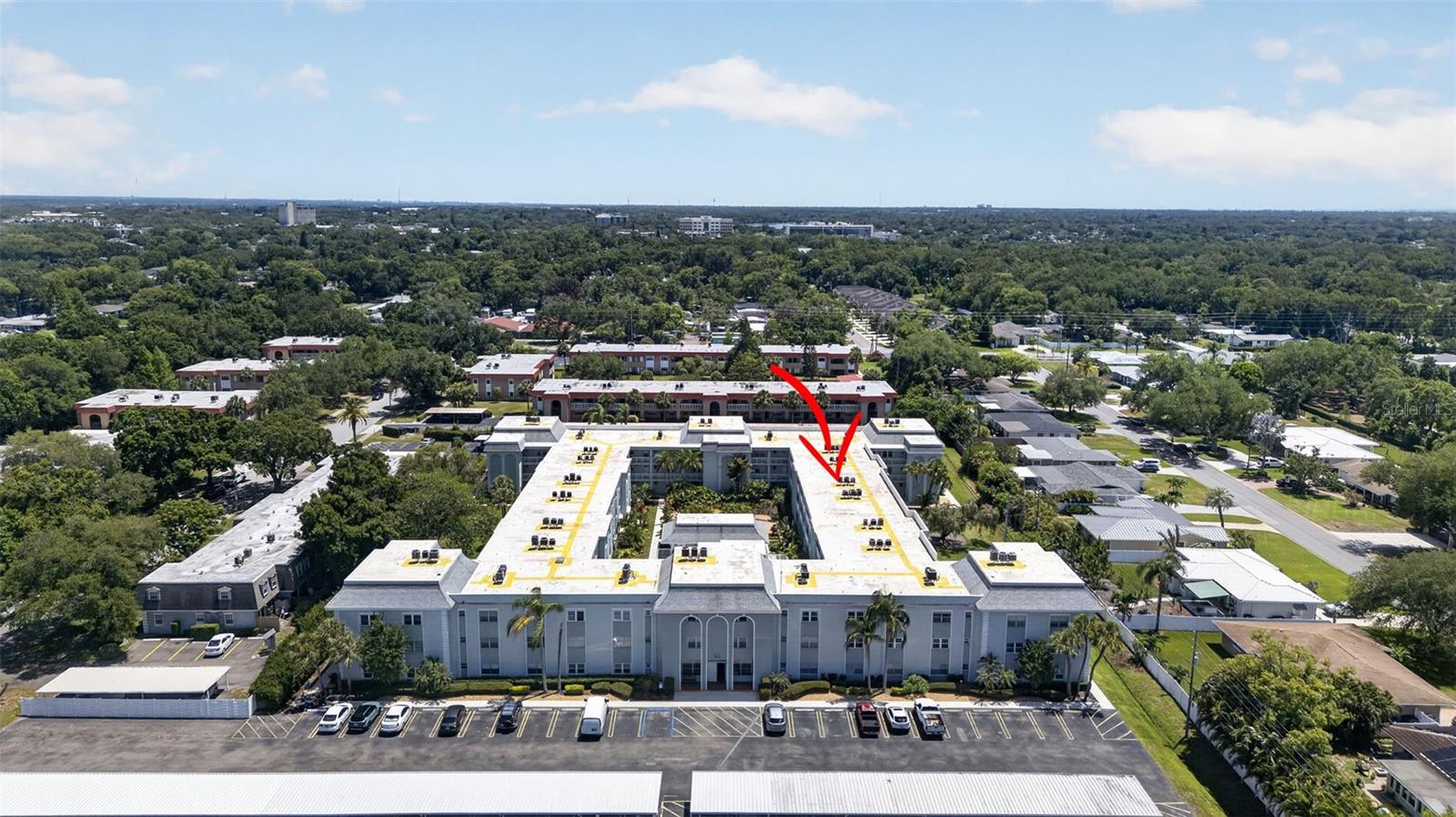 1706 BELLEAIR FOREST DR #220, BELLEAIR, FL, 33756