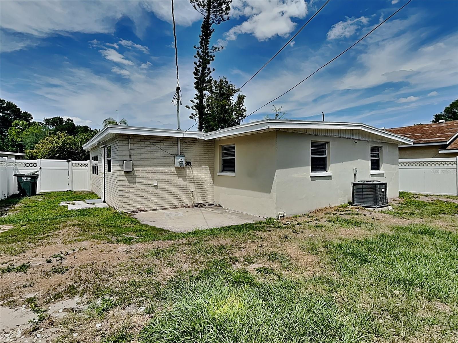 2514 10TH AVENUE DR NE, BRADENTON, FL, 34208
