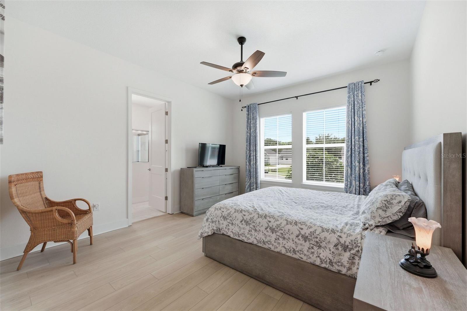 326 W DELAWARE AVE, LAKE HELEN, FL, 32744